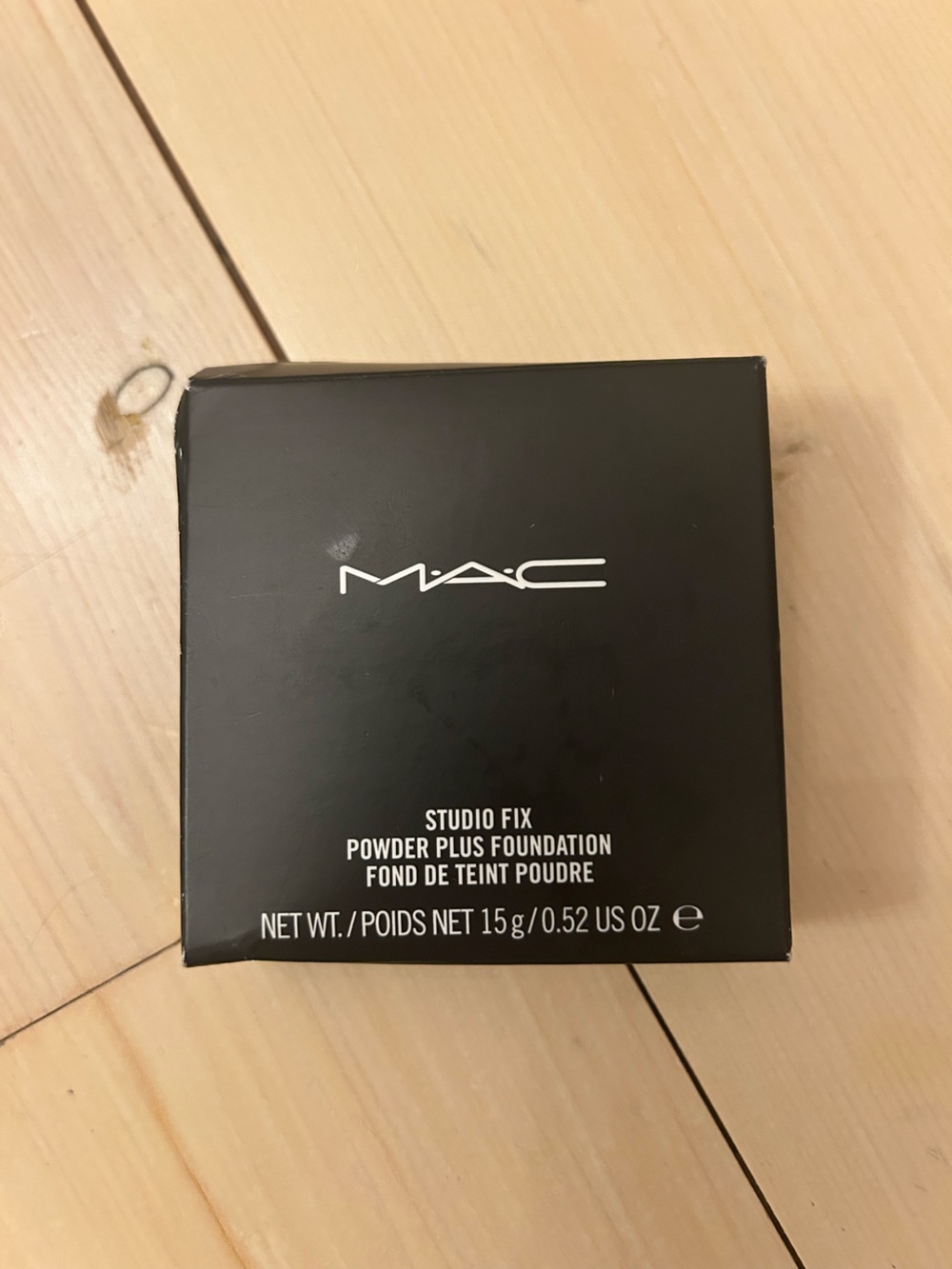 MAC Cosmetics Studio Fix Powder Plus Foundation - NC20